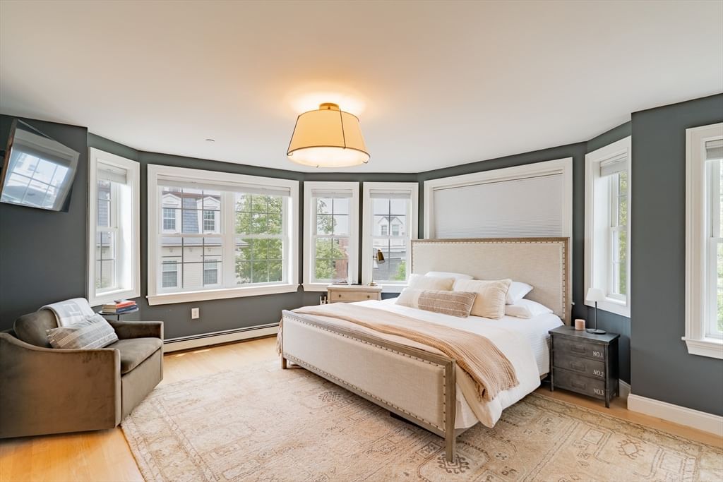 237 Bunker Hill St #237 Boston — Photo 13 of 35