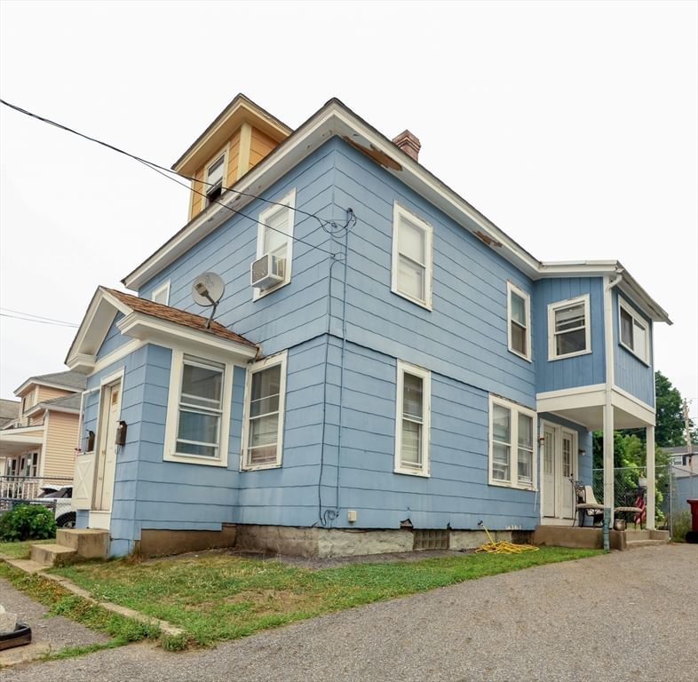 Property at 544 Concord St, Lowell, MA 01852