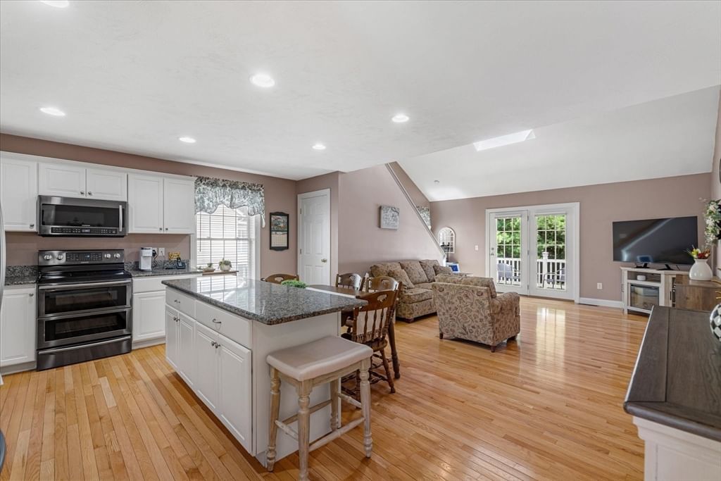 10 Angell Brook Dr #10, West Boylston, MA 01583 photo 2