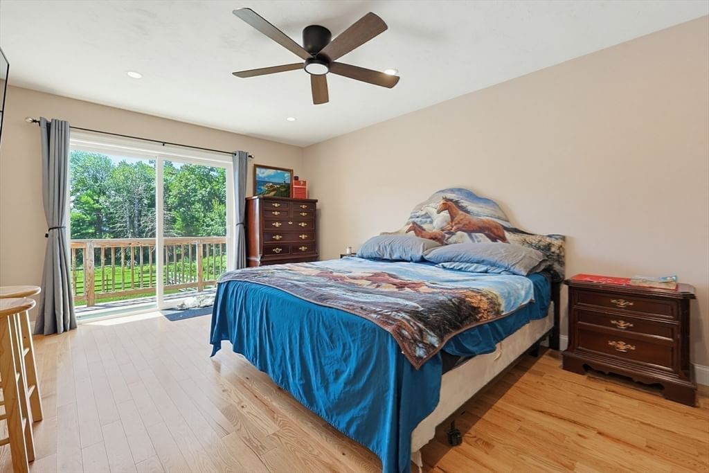 85 Fisher Street Holliston — Photo 16 of 42