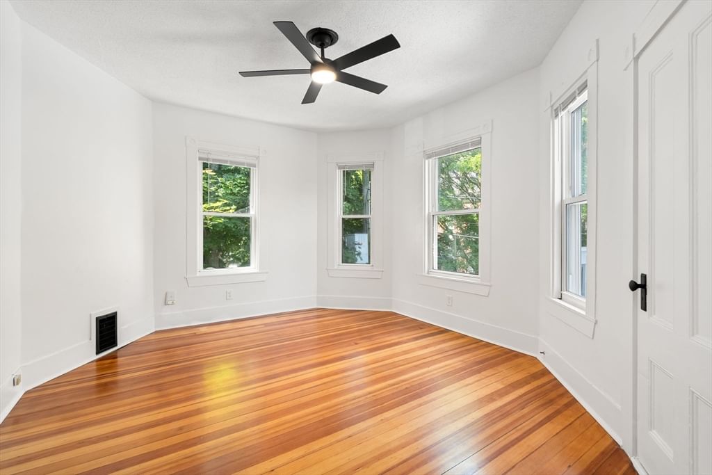 40-42 Coleman St Boston — Photo 16 of 37