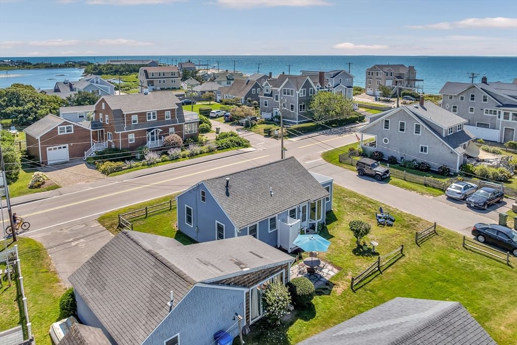 411 Maravista Ave Falmouth — Photo 7 of 37