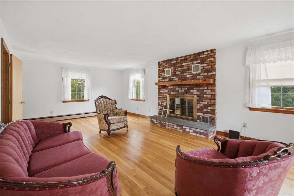 106 Edge Hill Rd Milton — Photo 10 of 32