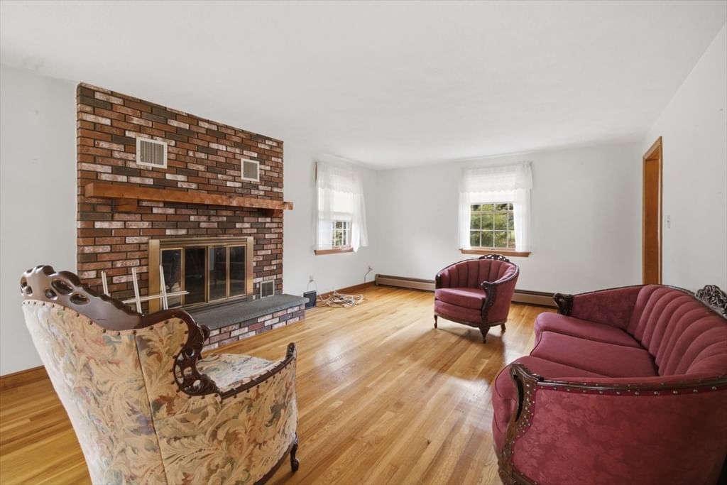 106 Edge Hill Rd Milton — Photo 11 of 32