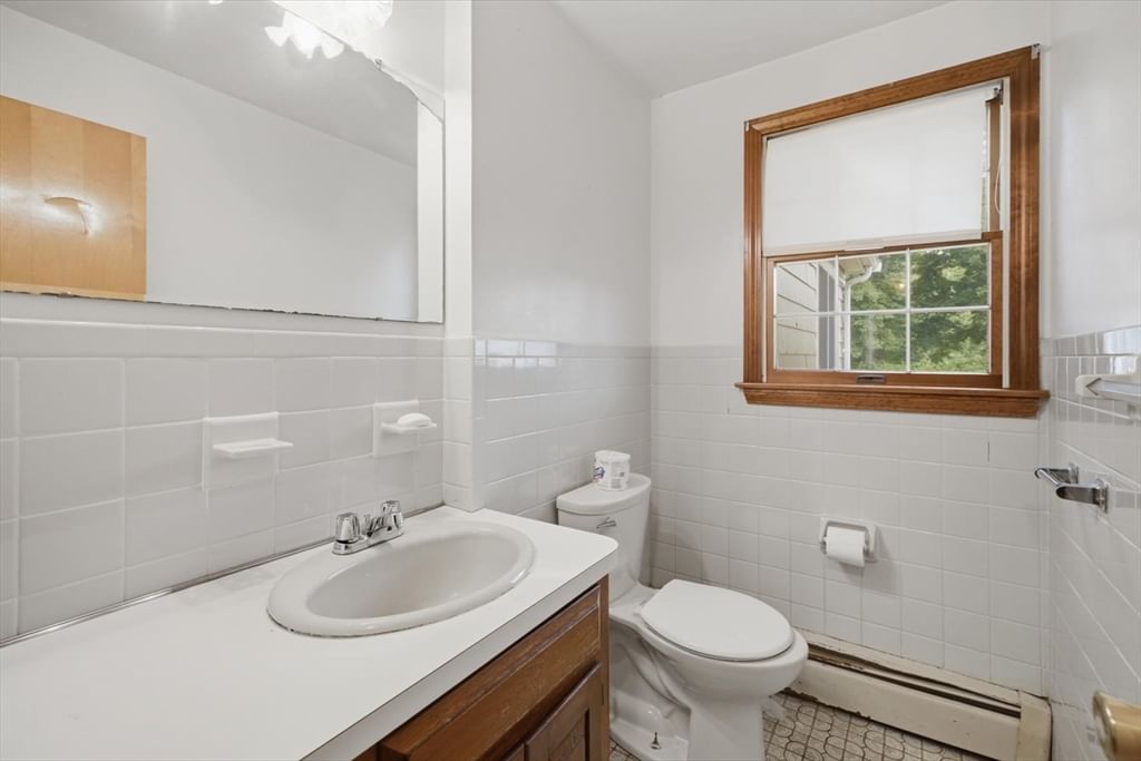 106 Edge Hill Rd Milton — Photo 12 of 32