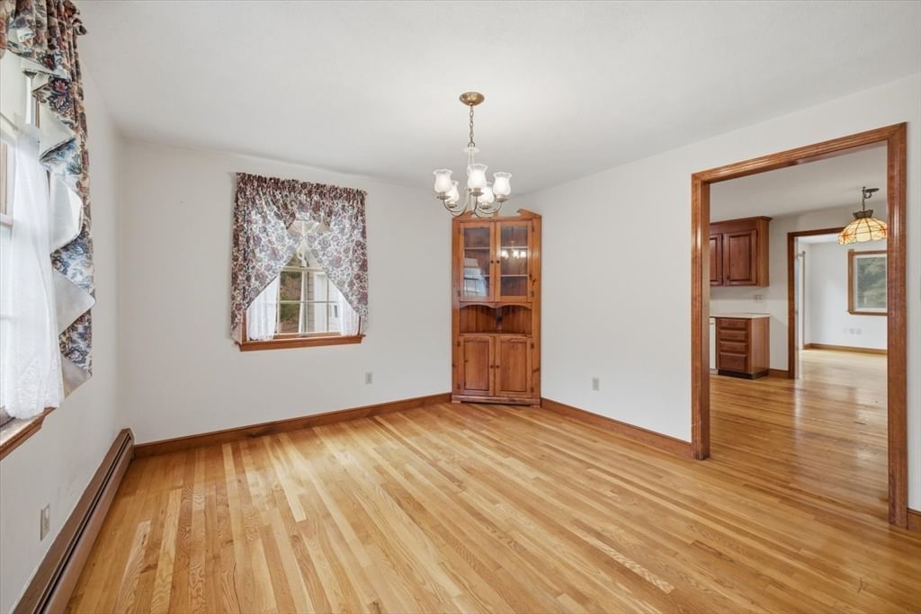 106 Edge Hill Rd Milton — Photo 13 of 32