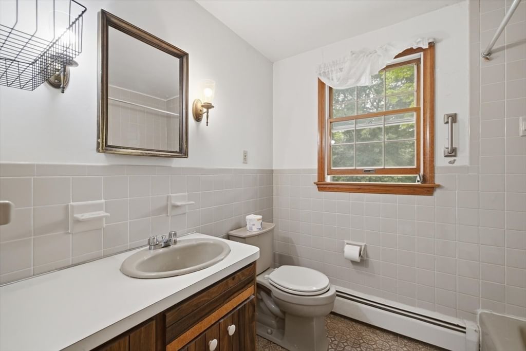106 Edge Hill Rd Milton — Photo 20 of 32