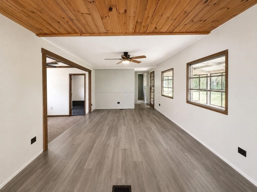 598-600 Old Dana Rd, Barre, MA 01005 photo 2