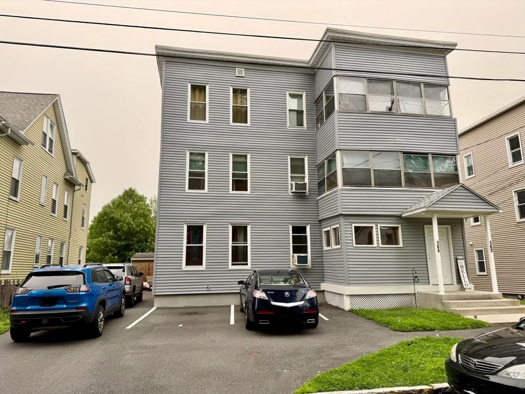 Property at 162 Narragansett Blvd, Chicopee, MA 01013