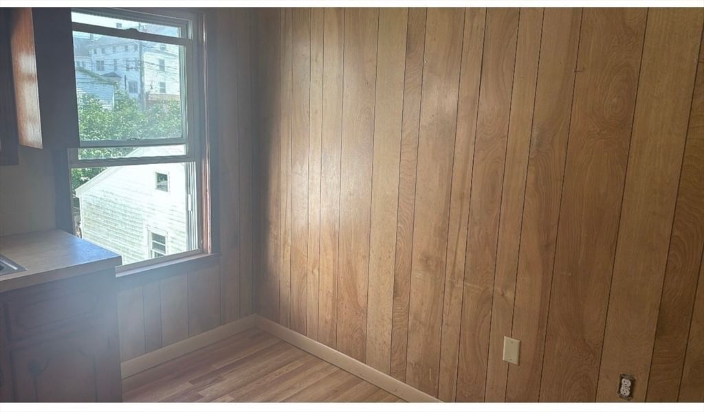 119 Robeson St #2 Fall River — Photo 4 of 14