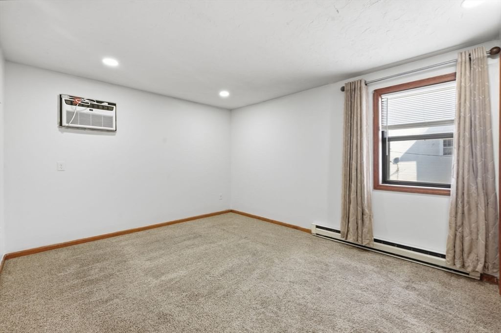 15 Houghton St #6 Worcester — Photo 13 of 26