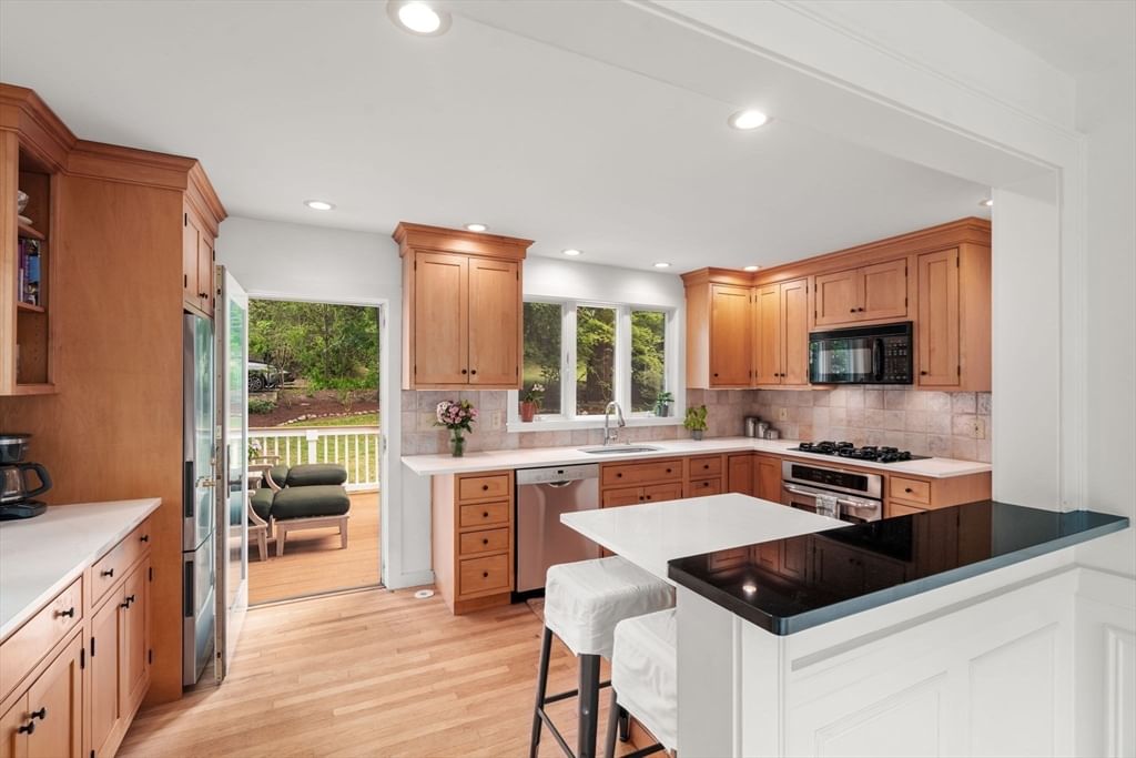 16 Lewis Street Newton — Photo 14 of 34