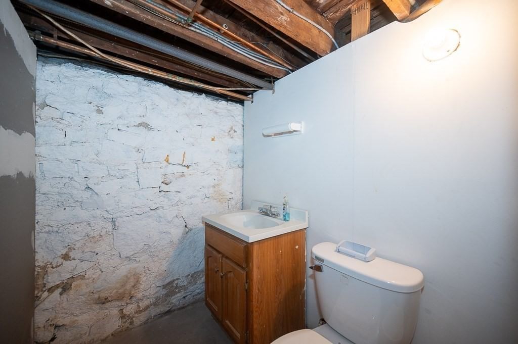352 Daniels St Fitchburg — Photo 40 of 42