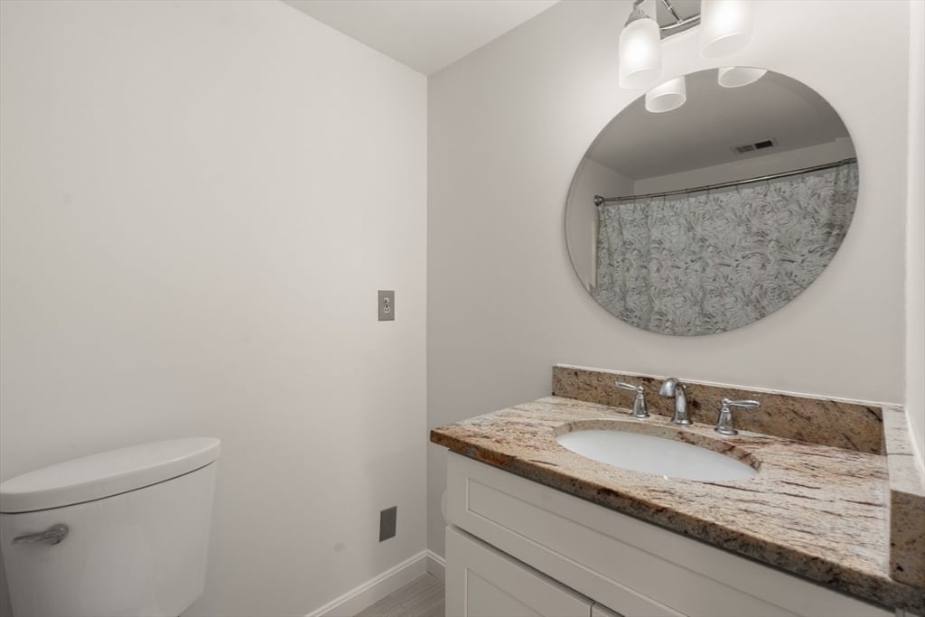 220 Bedford #5H Bridgewater — Photo 14 of 21