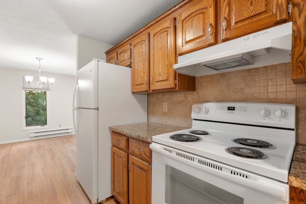220 Bedford #5H Bridgewater — Photo 5 of 21