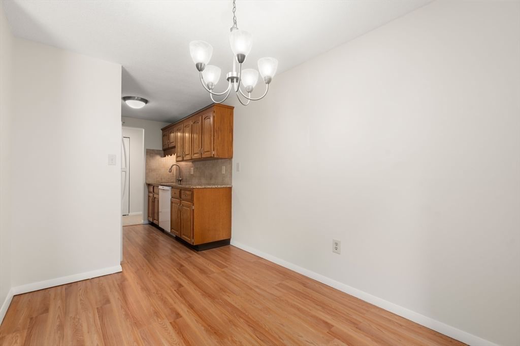 220 Bedford #5H Bridgewater — Photo 7 of 21