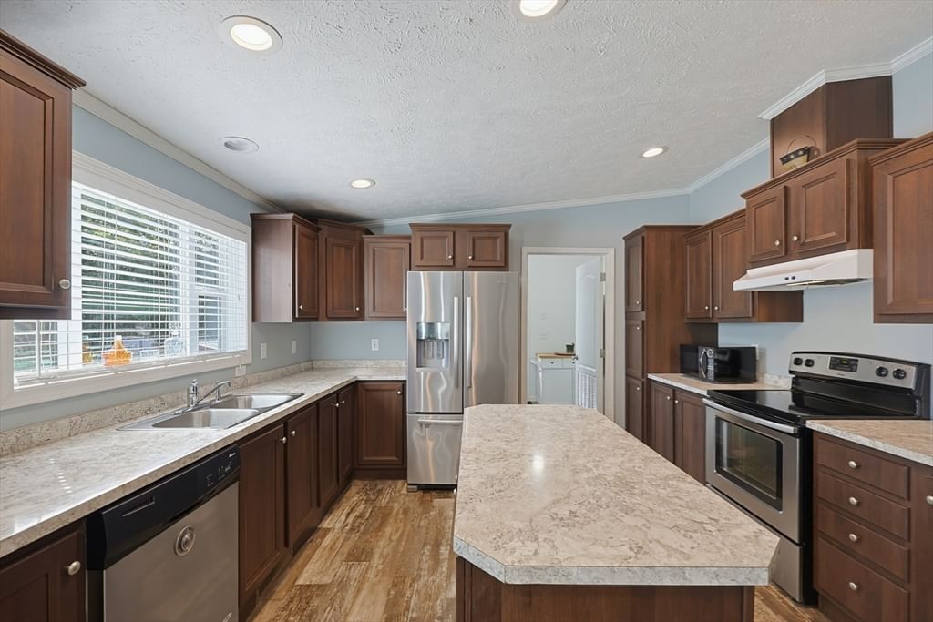 250 Mansfield Ave #114 Norton — Photo 14 of 42