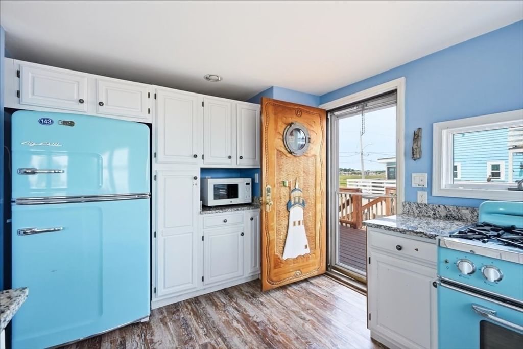 38 Inner Harbor Rd Scituate — Photo 13 of 42