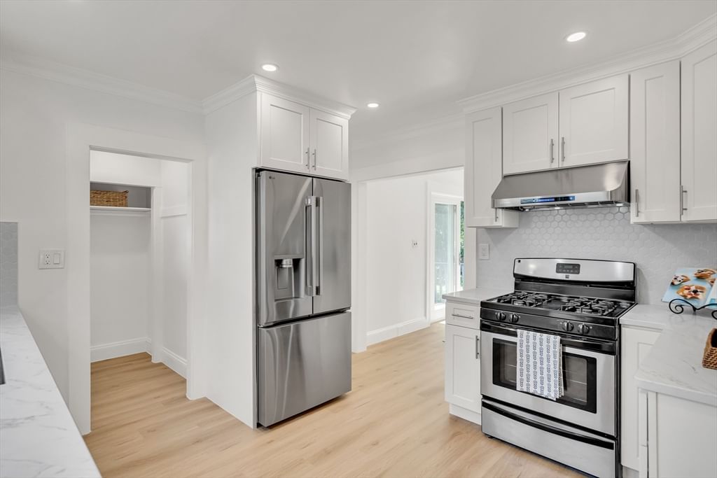 10 Parker Ave Newton — Photo 10 of 42