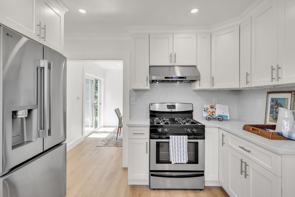 10 Parker Ave Newton — Photo 9 of 42