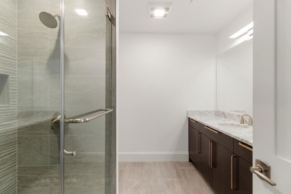 11 Crenshaw Ln #11 Andover — Photo 27 of 42