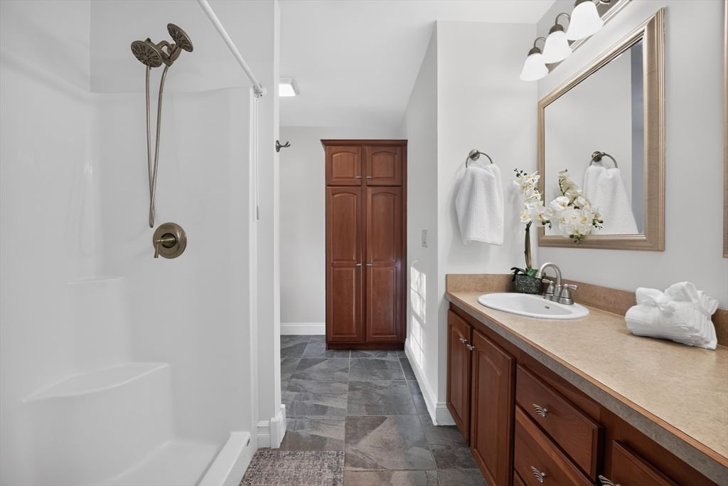 2 Leslie Court Rockland — Photo 26 of 32