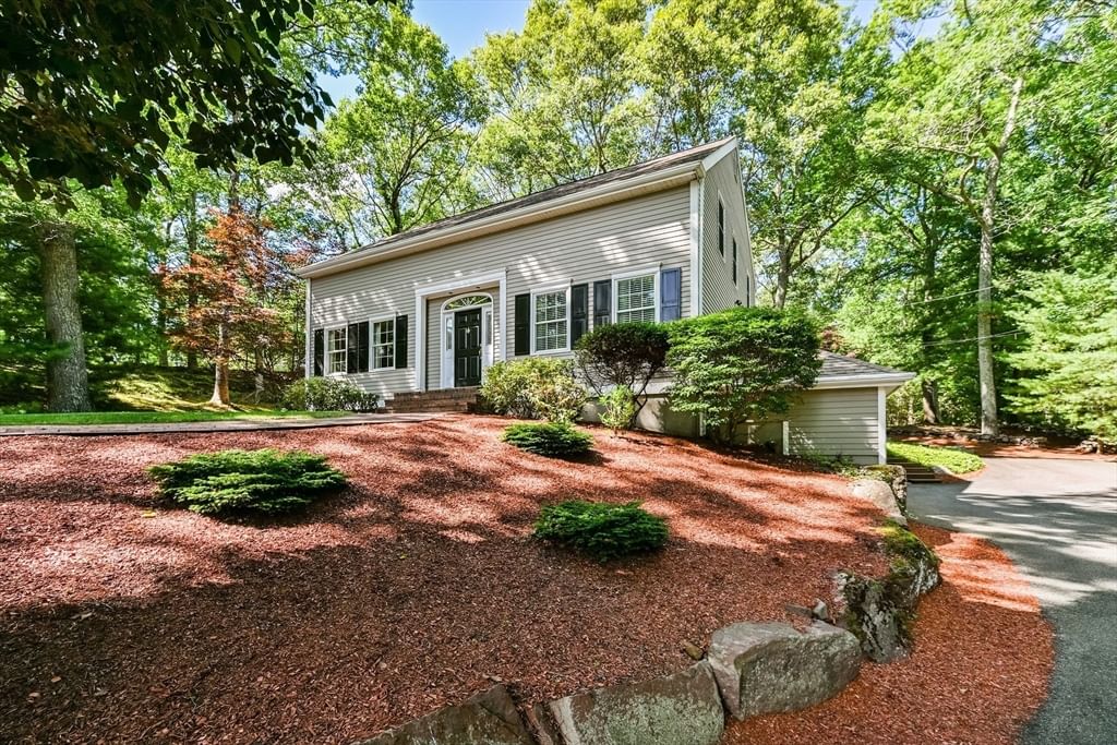 2 Rock Road Attleboro — Photo 2 of 24