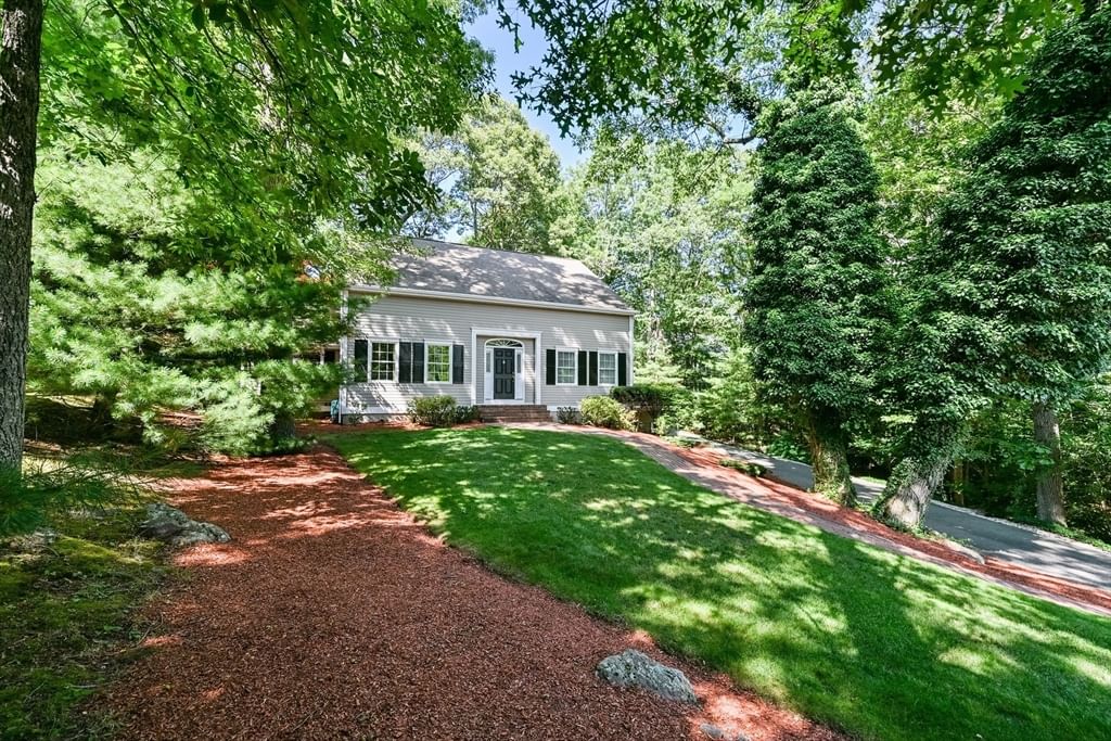 2 Rock Road Attleboro — Photo 3 of 24