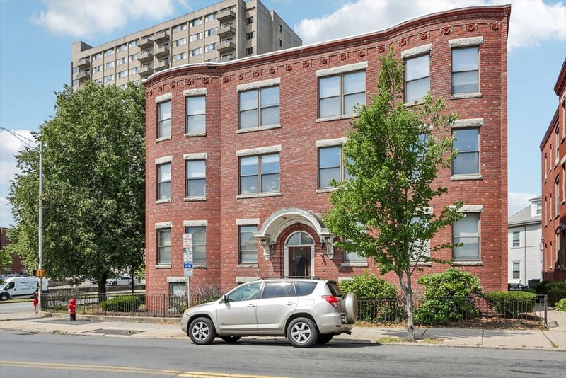 550 Main Unit 5