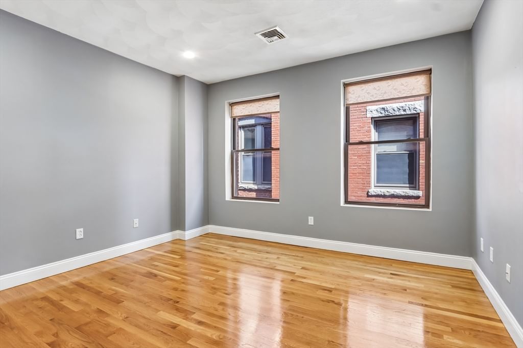 550 Main #5 Malden — Photo 14 of 24