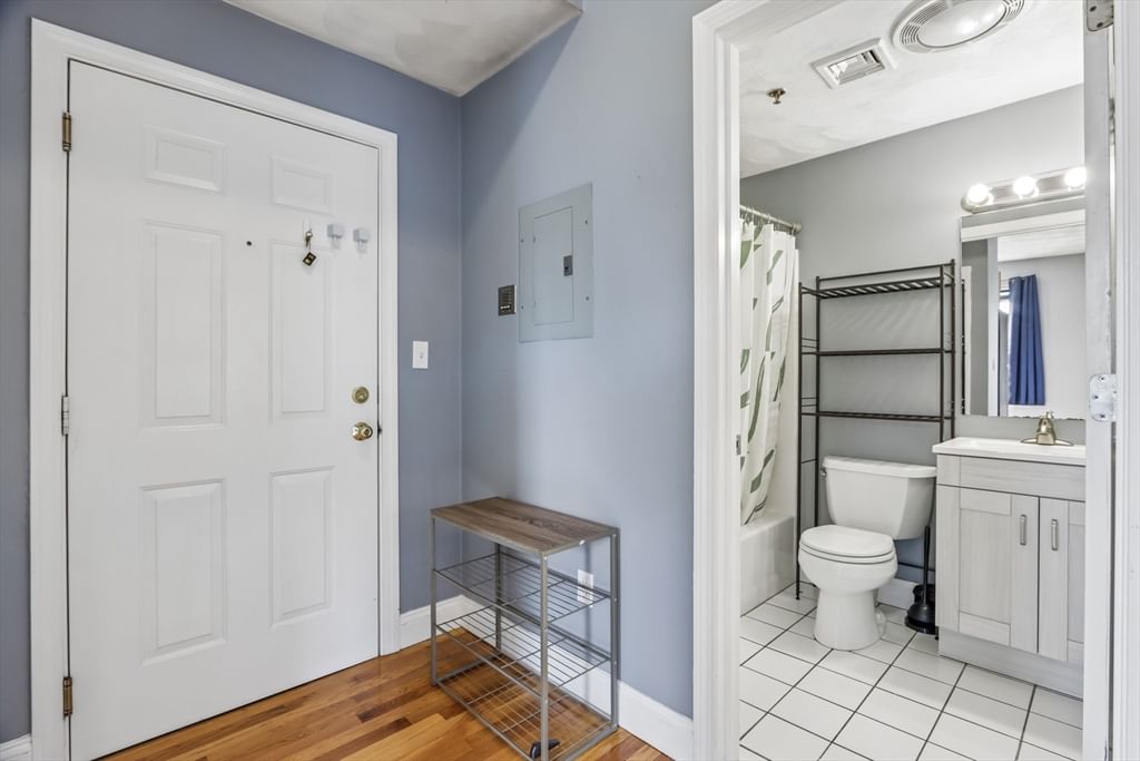 550 Main #5 Malden — Photo 5 of 24