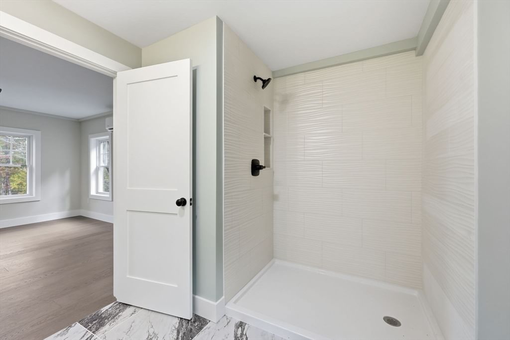 75 Lead Mine Rd Southampton — Photo 36 of 42