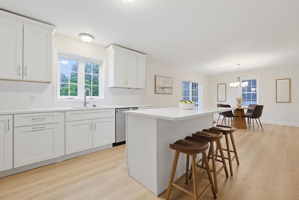 18 Bullard Ave Worcester — Photo 11 of 39