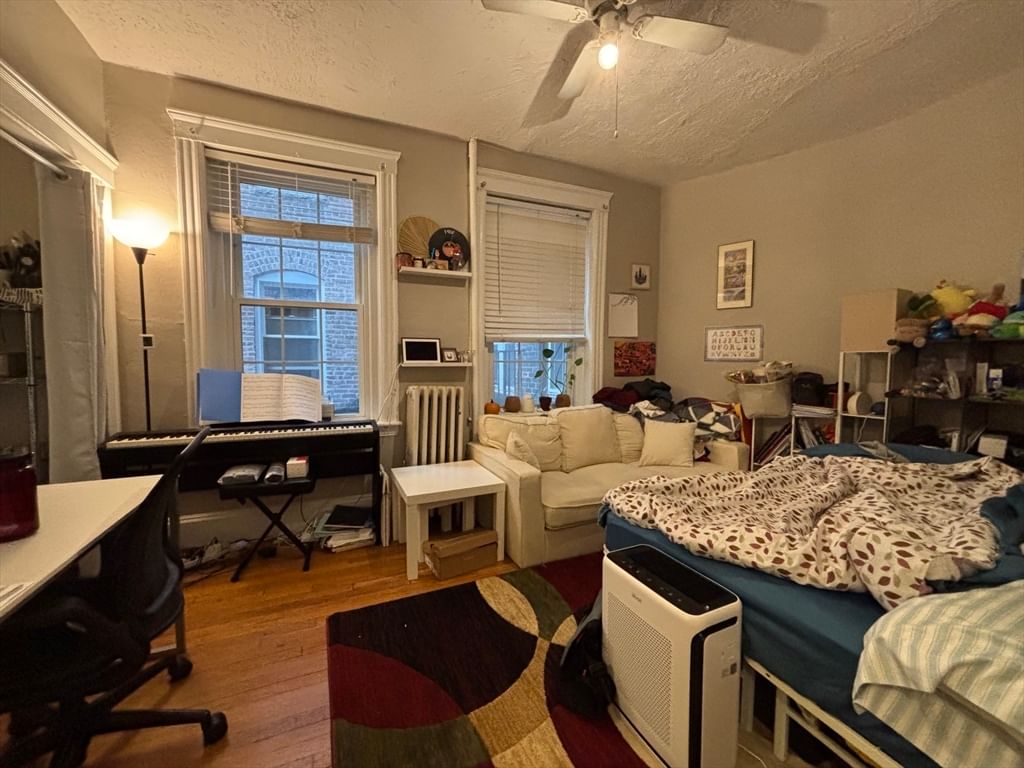 26 Myrtle St. #3 Boston — Photo 2 of 13