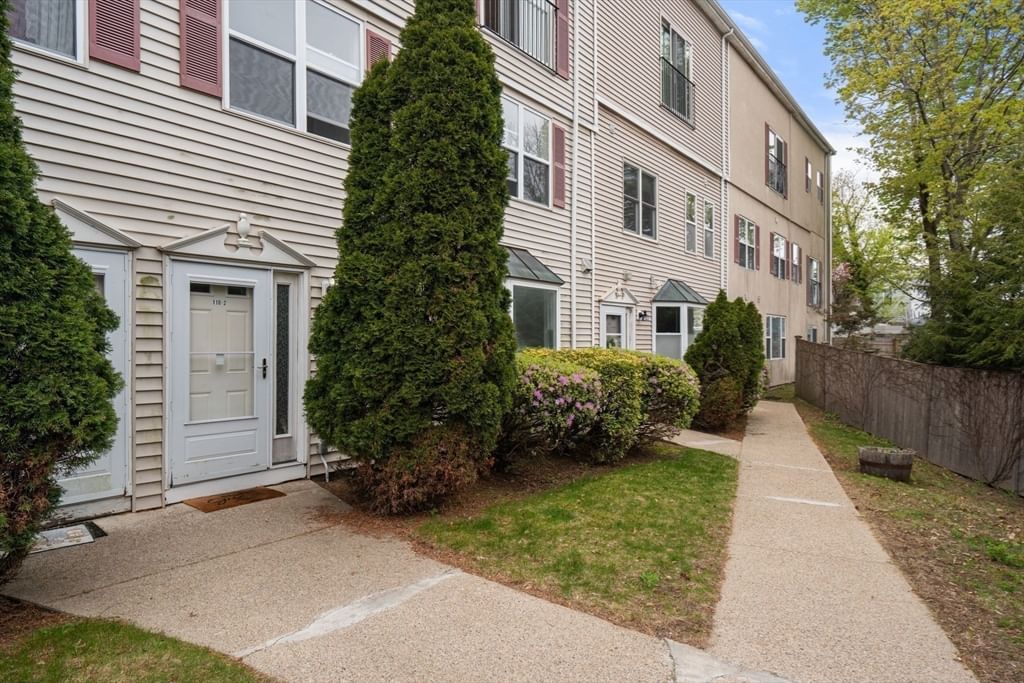 110 Coolidge Hill Rd #2 Watertown — Photo 17 of 20