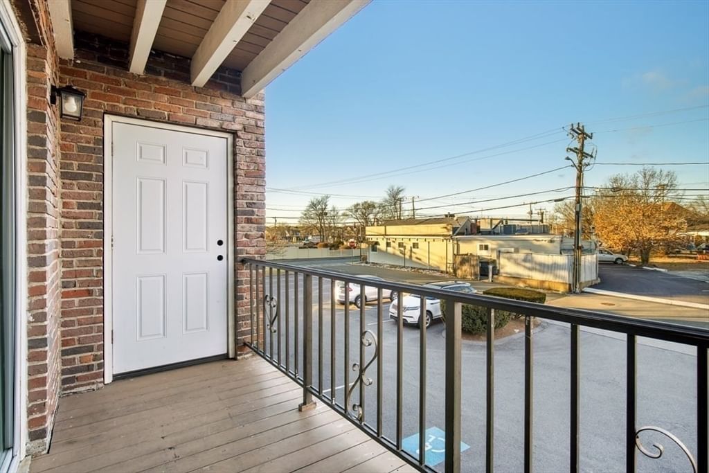 15 Oak Neck Rd #11 Barnstable — Photo 8 of 28