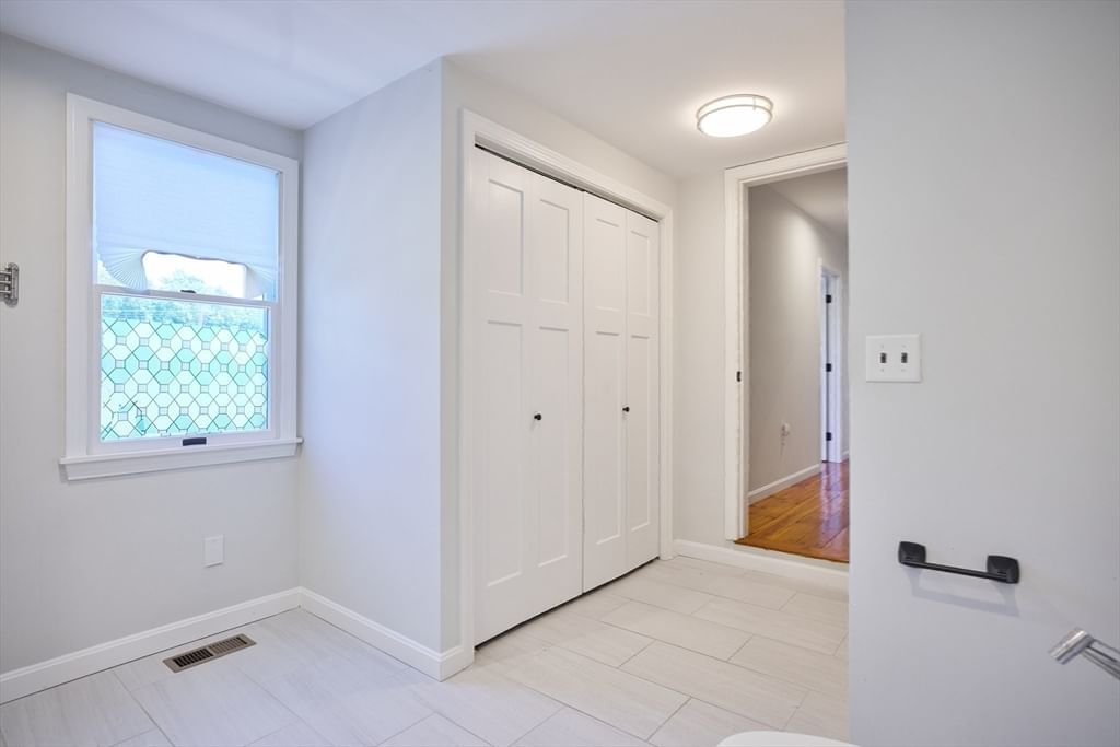 15 Clark St #15 Winchester — Photo 18 of 24