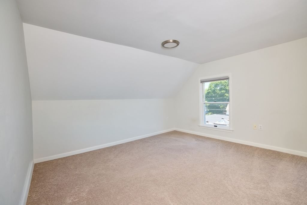 15 Clark St #15 Winchester — Photo 22 of 24