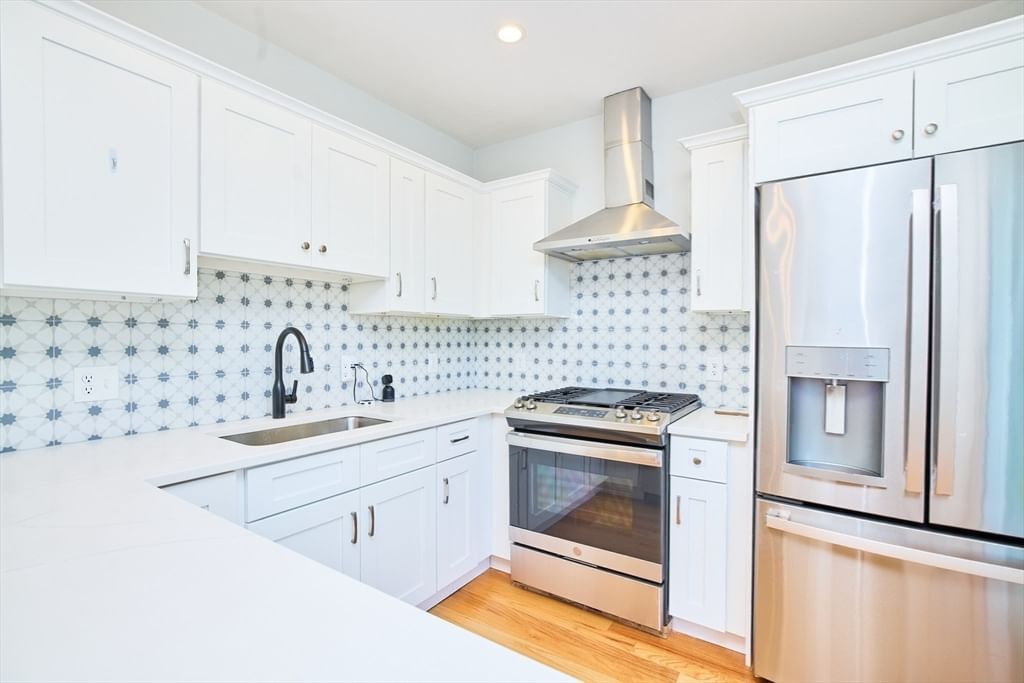 15 Clark St #15 Winchester — Photo 9 of 24