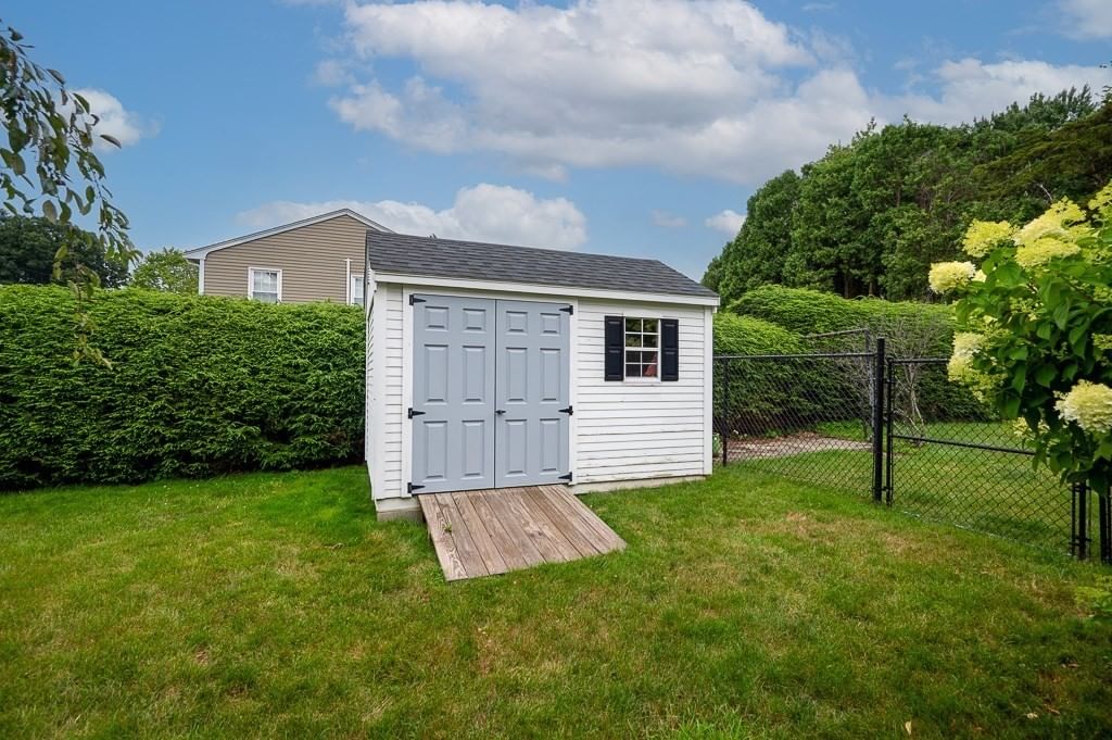 36 Roman Dr Shrewsbury — Photo 30 of 33