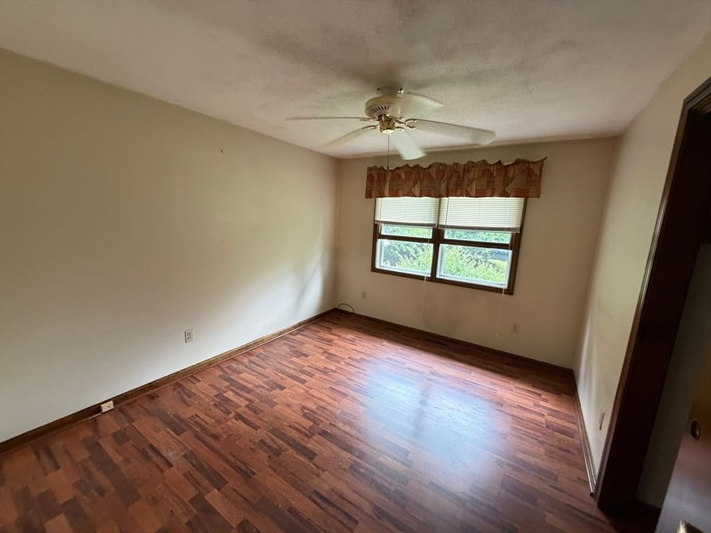 3 Bittersweet Dr, Seekonk, MA 02771 photo 4