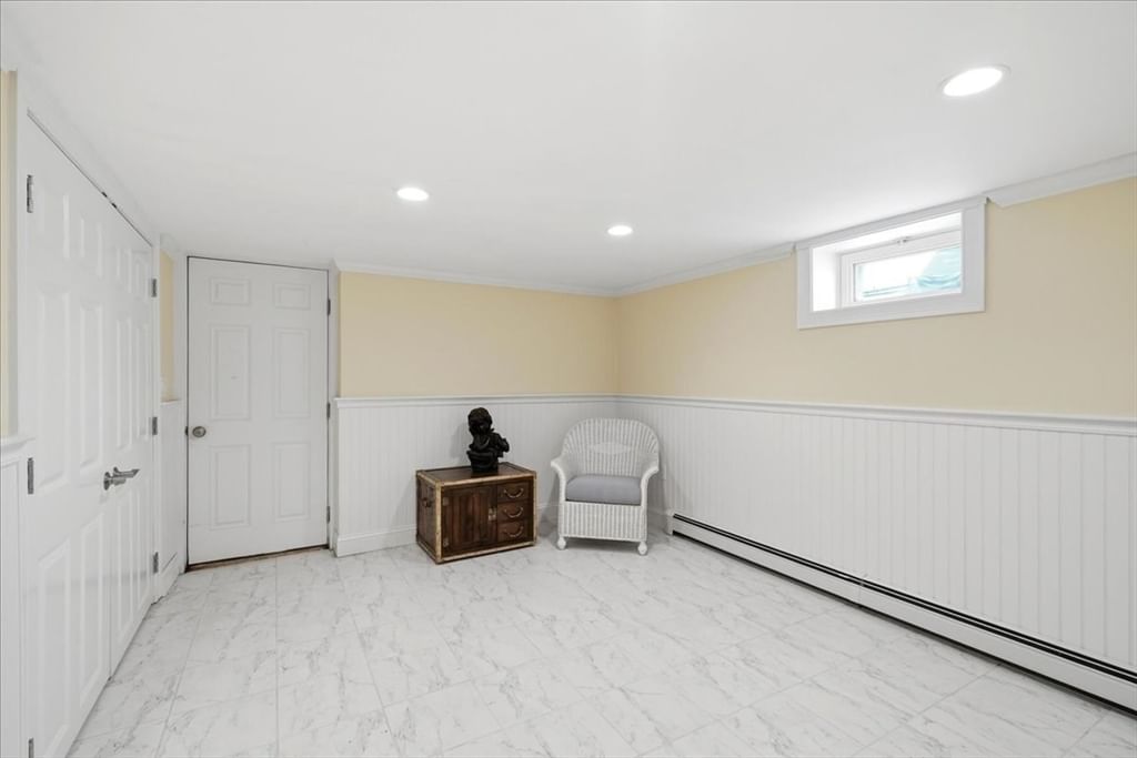 163 Beach Ave Hull — Photo 30 of 42