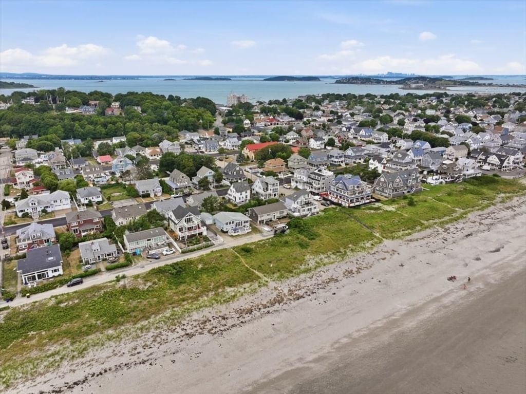163 Beach Ave Hull — Photo 40 of 42