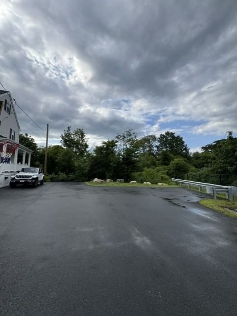 18 Almeda St Salem — Photo 3 of 5