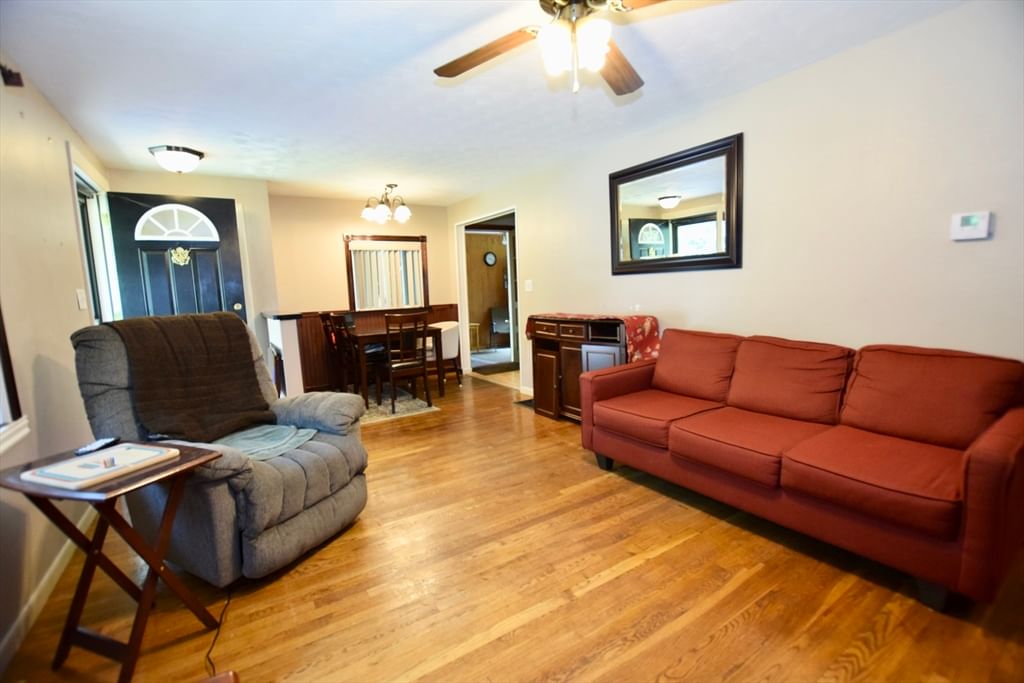 197 Birch St Pembroke — Photo 14 of 22