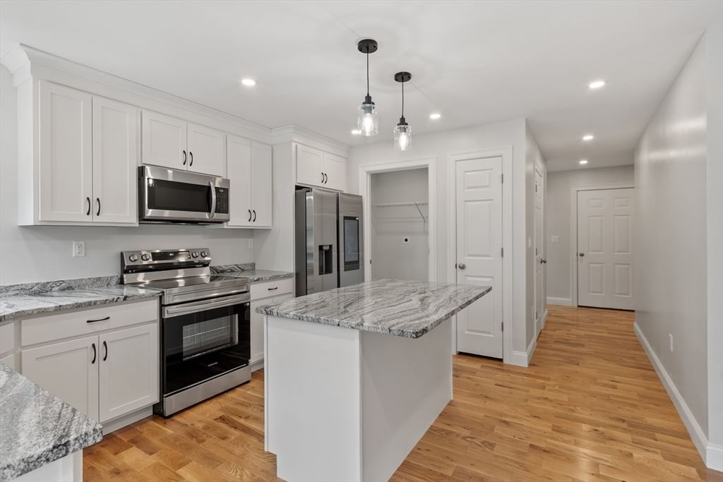 72 Cottage Ln #B Templeton — Photo 21 of 41