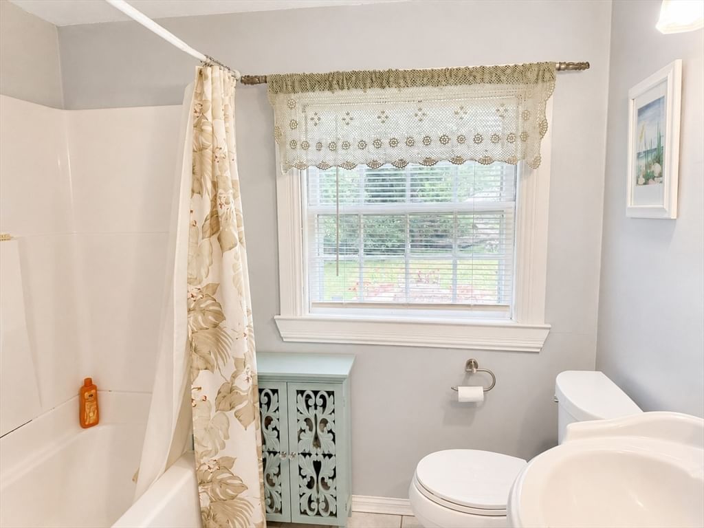 76 Andover Rd Billerica — Photo 27 of 33