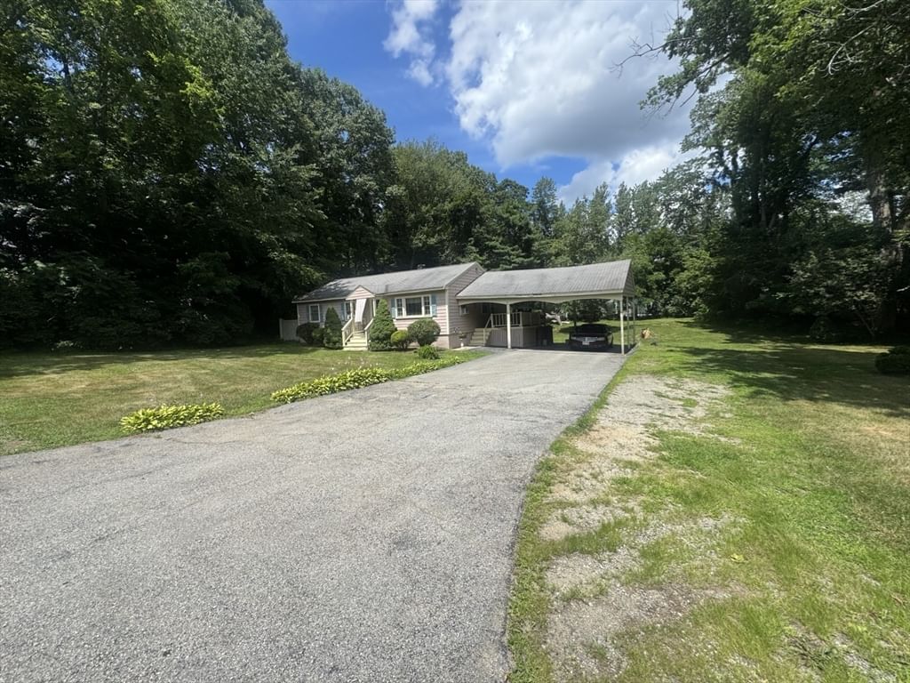 76 Andover Rd Billerica — Photo 5 of 33