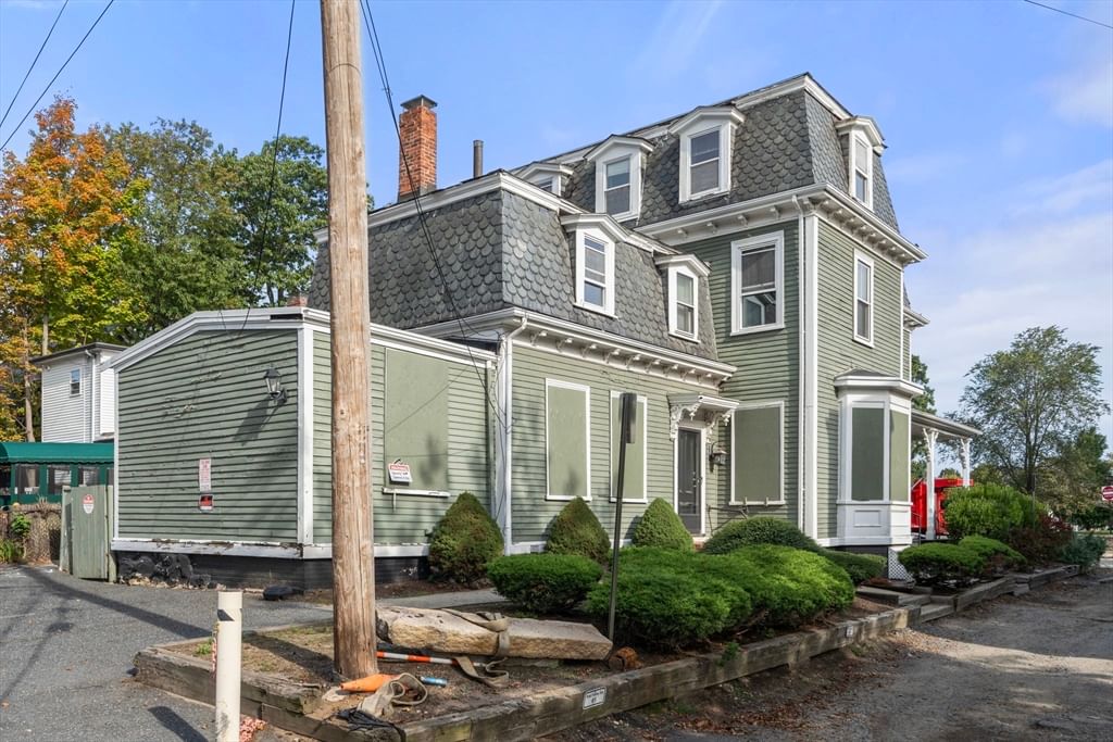 370 Washington Street Brookline — Photo 6 of 14