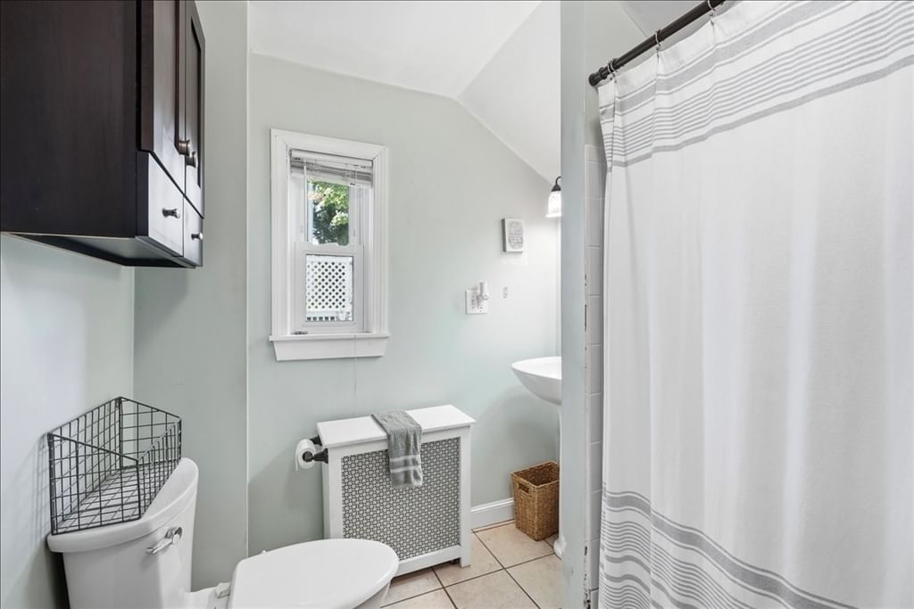 113 Temple St, Whitman, MA 02382 photo 5